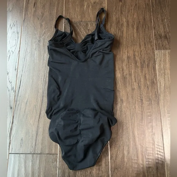 Skims shape wear bodysuit - Picture 2 of 4